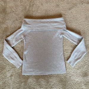 Leith Off the Shoulder Sweater -light gray